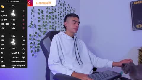 Snapshot of lian_23_ chatting on January 2025 12:18:01 PM    online show from January 2025 12:18:01 PM