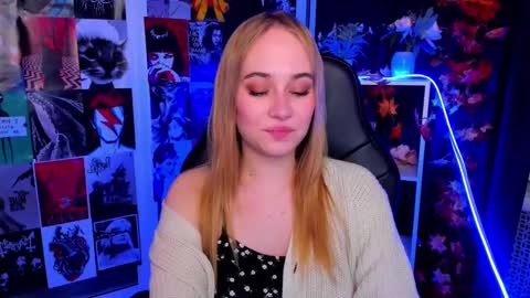 Liana online show from December 2024 02:02:02 AM