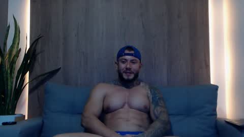 lianjones9 online show from February 2025 02:55:01 AM