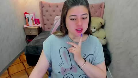 Snapshot of lianngrace chatting on February 2026 02:21:02 PM Grace online show from February 2026 02:21:02 PM