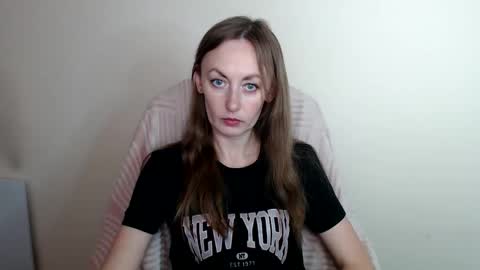 Snapshot of liasais_ chatting on May 2026 12:13:02 PM Lia online show from May 2026 12:13:02 PM