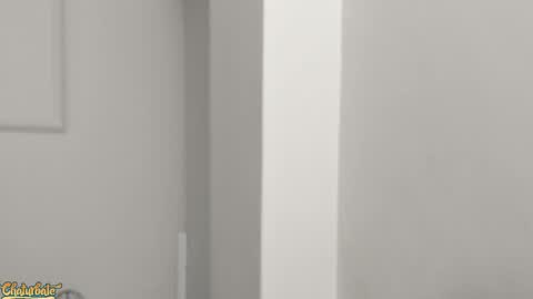 liastarkk online show from April 2026 01:01:02 PM