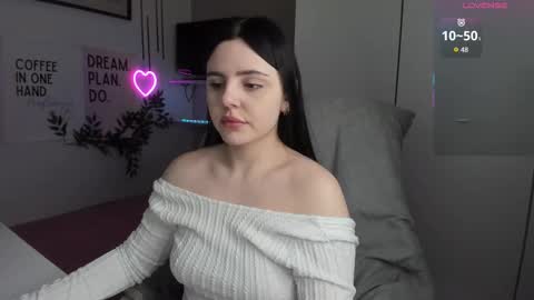 Snapshot of liawoow chatting on November 2025 08:36:02 AM Lia online show from November 2025 08:36:02 AM