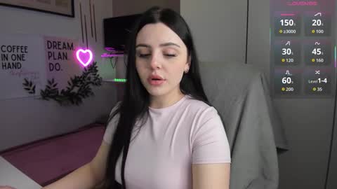 Snapshot of liawoow chatting on December 2025 07:39:01 AM Lia online show from December 2025 07:39:01 AM