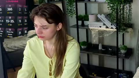 Snapshot of libbienoffsinger chatting on June 2026 01:10:02 AM Ada online show from June 2026 01:10:02 AM