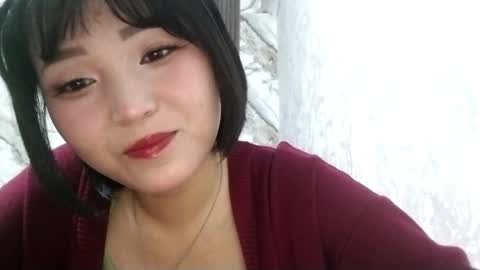 Molly online show from April 2026 03:41:02 PM