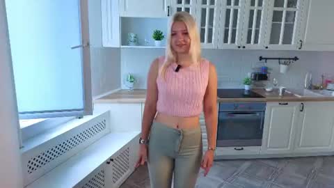 Snapshot of libbytippen chatting on July 2026 01:25:02 AM Im Monica online show from July 2026 01:25:02 AM