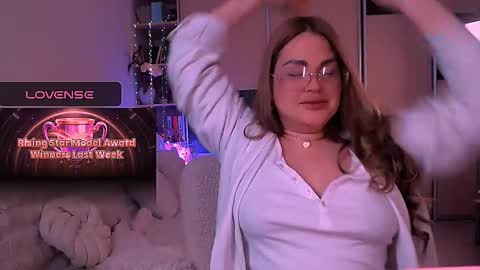 libra_mia online show from March 2026 06:42:01 AM