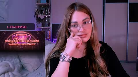 libra_mia online show from March 2026 02:27:01 PM