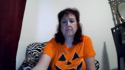 librawoman online show from October 2025 07:51:01 PM