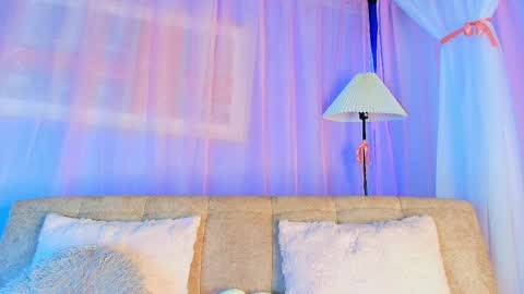 Valentina Hall online show from May 2026 11:39:02 AM