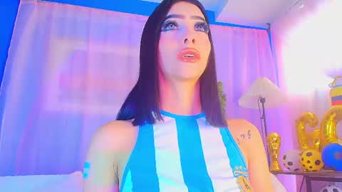 Snapshot of liccy_hall chatting on June 2026 12:02:01 PM Valentina Hall online show from June 2026 12:02:01 PM