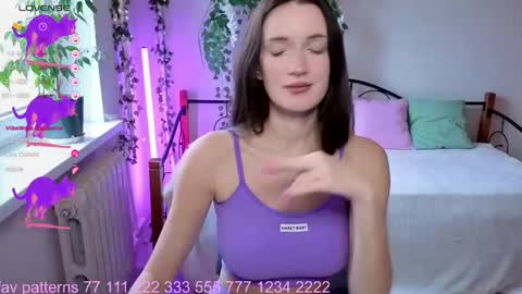 Snapshot of lick_it_up_big_boy chatting on November 2025 12:16:02 PM Welcome guys in my room Im Claire online show from November 2025 12:16:02 PM