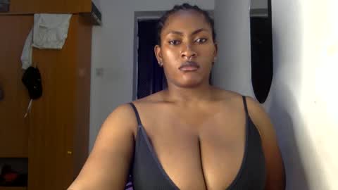 Snapshot of lick_my_pussyyy226651 chatting on February 2025 11:48:01 PM caira online show from February 2025 11:48:01 PM