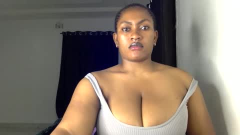 Snapshot of lick_my_pussyyy226651 chatting on October 2025 09:50:01 PM caira online show from October 2025 09:50:01 PM