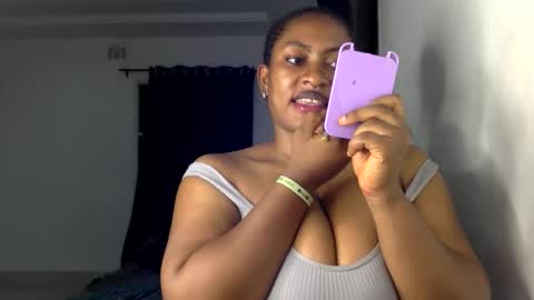 Snapshot of lick_my_pussyyy226651 chatting on October 2025 09:05:02 PM caira online show from October 2025 09:05:02 PM