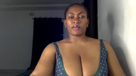 Snapshot of lick_my_pussyyy226651 chatting on November 2025 10:18:02 PM caira online show from November 2025 10:18:02 PM