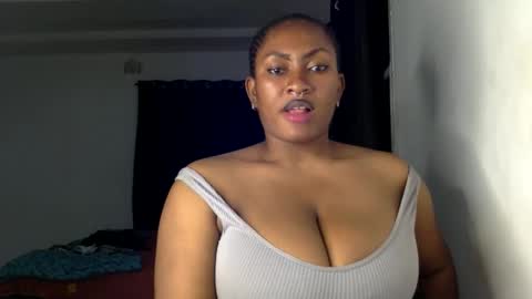 Snapshot of lick_my_pussyyy226651 chatting on November 2025 10:10:01 PM caira online show from November 2025 10:10:01 PM