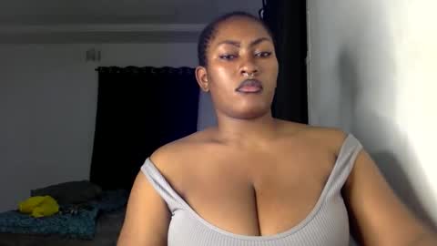 Snapshot of lick_my_pussyyy226651 chatting on December 2025 08:39:01 PM caira online show from December 2025 08:39:01 PM