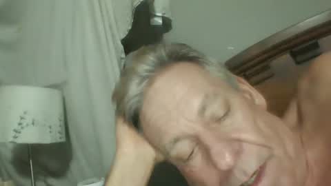 Snapshot of lickmysnowballs chatting on January 2025 09:39:01 PM lickmysnowballs online show from January 2025 09:39:01 PM