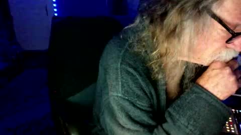 Snapshot of lickyouryoni chatting on October 2025 02:41:02 PM LickYourYoni online show from October 2025 02:41:02 PM