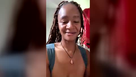 Snapshot of lightskinnedcarmel chatting on June 2026 04:30:02 PM lightskinnedcarmel online show from June 2026 04:30:02 PM