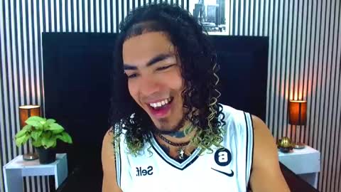 Lihan online show from October 2025 12:49:02 PM