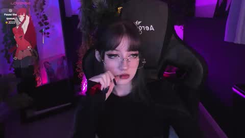 Snapshot of lii_luu chatting on February 2026 04:03:02 PM LiLu online show from February 2026 04:03:02 PM