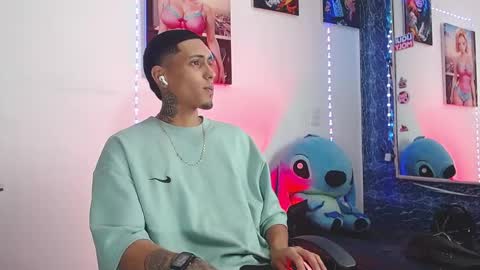 Daniel online show from October 2025 02:42:02 PM