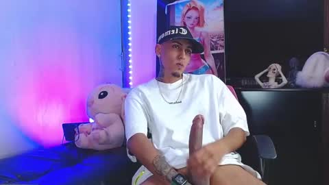 Daniel online show from November 2025 12:03:02 AM