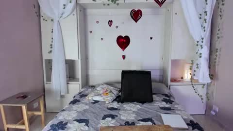         online show from February 2026 11:38:02 AM