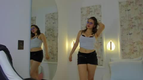 L I I L I I E online show from April 2026 06:53:02 PM