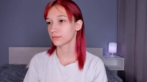 Snapshot of likalens chatting on September 2025 12:49:02 PM Emi online show from September 2025 12:49:02 PM