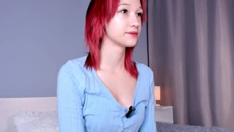 Snapshot of likalens chatting on September 2025 01:23:01 PM Emi online show from September 2025 01:23:01 PM