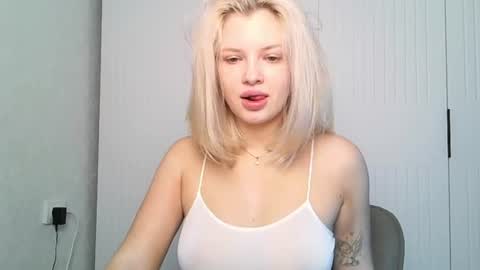 Anna and Bella online show from July 2026 07:34:02 AM
