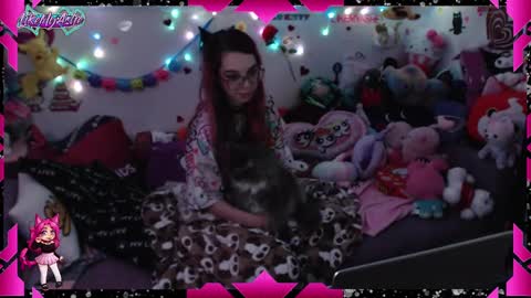 Snapshot of likemyashe chatting on January 2025 09:56:01 AM LikeMyAshe online show from January 2025 09:56:01 AM