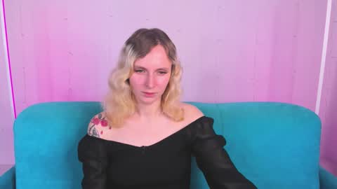 Snapshot of likilip chatting on November 2025 02:01:02 AM likilip online show from November 2025 02:01:02 AM