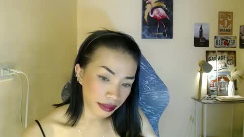 Leng online show from November 2025 09:47:01 PM