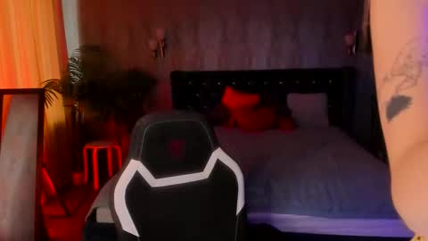 Erica online show from March 2026 01:15:01 PM