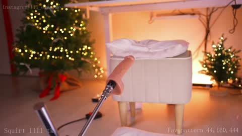 Snapshot of lil_eva chatting on December 2024 02:27:02 PM All my link in bio sign up to support me online show from December 2024 02:27:02 PM