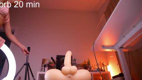 Snapshot of lil_eva chatting on February 2025 03:21:01 PM All my link in bio sign up to support me online show from February 2025 03:21:01 PM