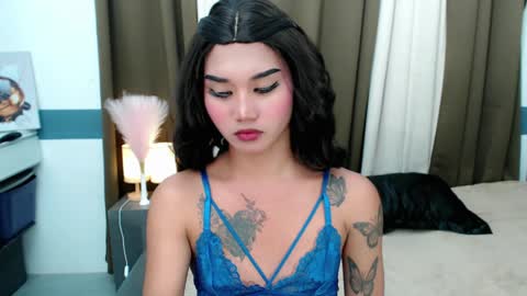 LILY online show from April 2026 06:19:01 PM