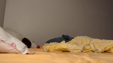 Snapshot of lil_gem chatting on December 2024 09:44:01 AM lil gemmie online show from December 2024 09:44:01 AM