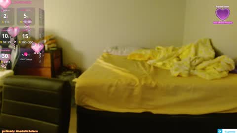 Snapshot of lil_gem chatting on December 2024 12:20:02 AM lil gemmie online show from December 2024 12:20:02 AM