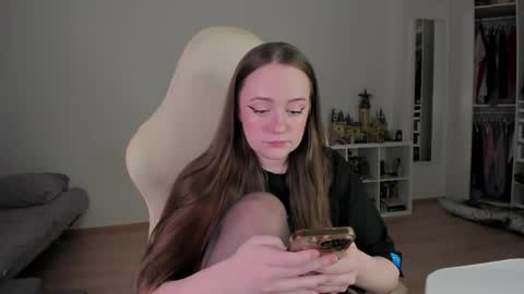 Snapshot of lil_happiness chatting on May 2026 06:35:02 PM for free registration 3 online show from May 2026 06:35:02 PM