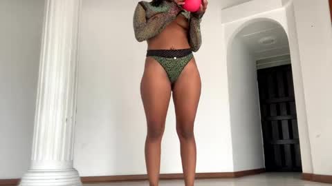 Snapshot of lil_ith chatting on September 2025 02:30:02 PM Lilith online show from September 2025 02:30:02 PM