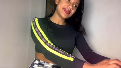 Snapshot of lil_ith chatting on October 2025 06:57:02 AM Lilith online show from October 2025 06:57:02 AM