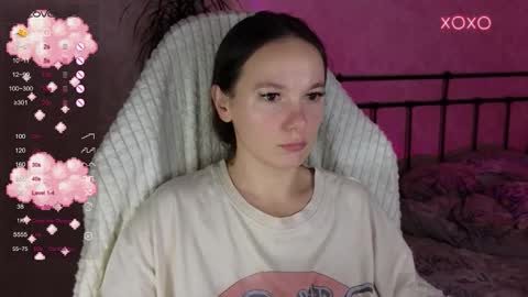 Snapshot of lil_luna_x chatting on November 2025 11:26:02 PM little moon online show from November 2025 11:26:02 PM