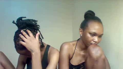 Snapshot of lil_miss9 chatting on November 2025 01:22:01 PM Lil miss online show from November 2025 01:22:01 PM