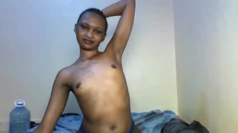 Snapshot of lil_miss9 chatting on November 2025 10:45:01 PM Lil miss online show from November 2025 10:45:01 PM